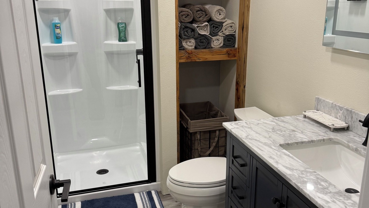 Photo of Bathroom in Republican City