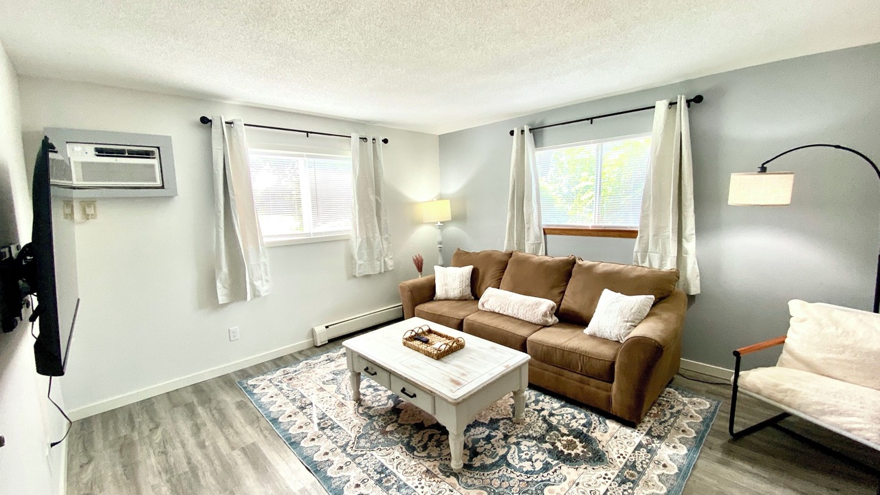 Photo of Livingroom in Cedar Rapids