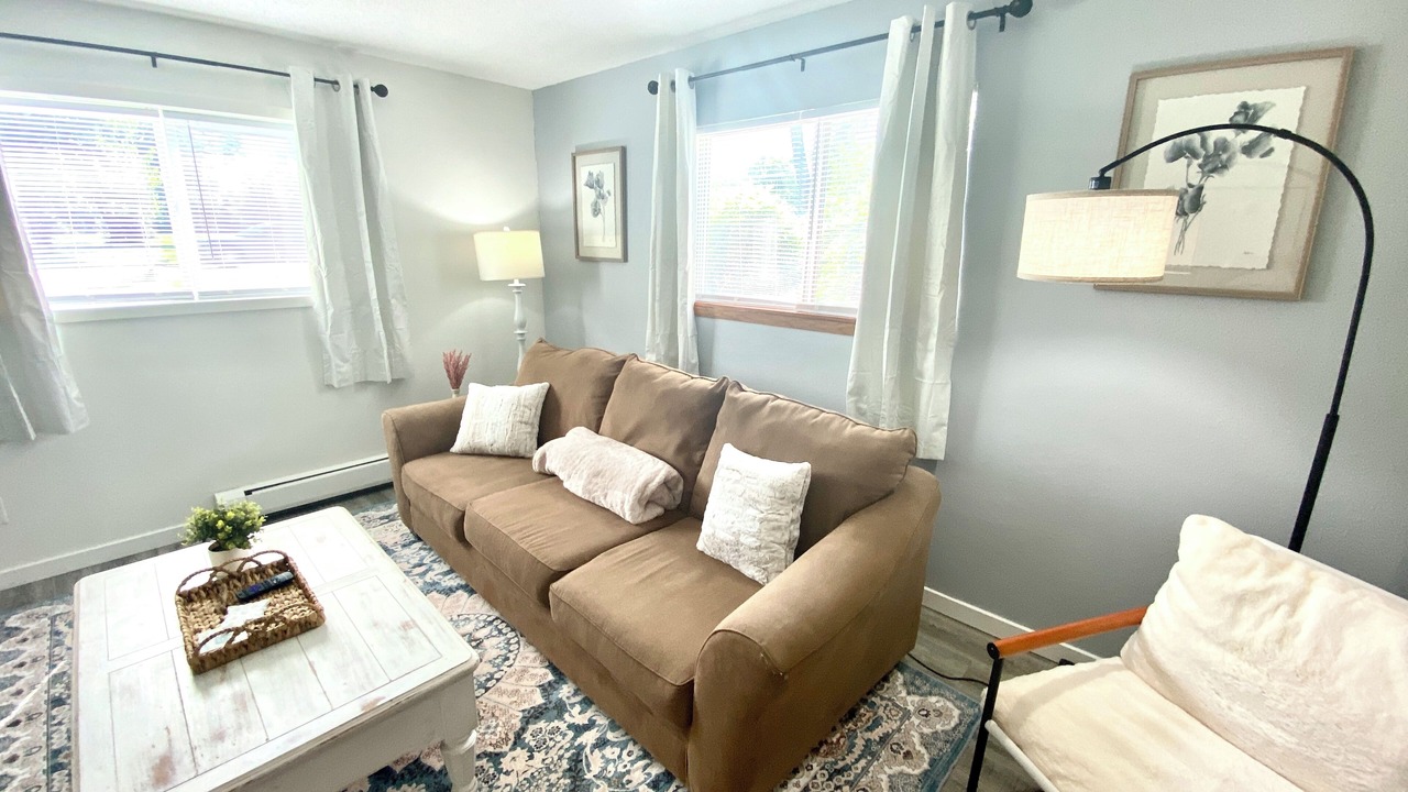 Photo of Livingroom in Cedar Rapids