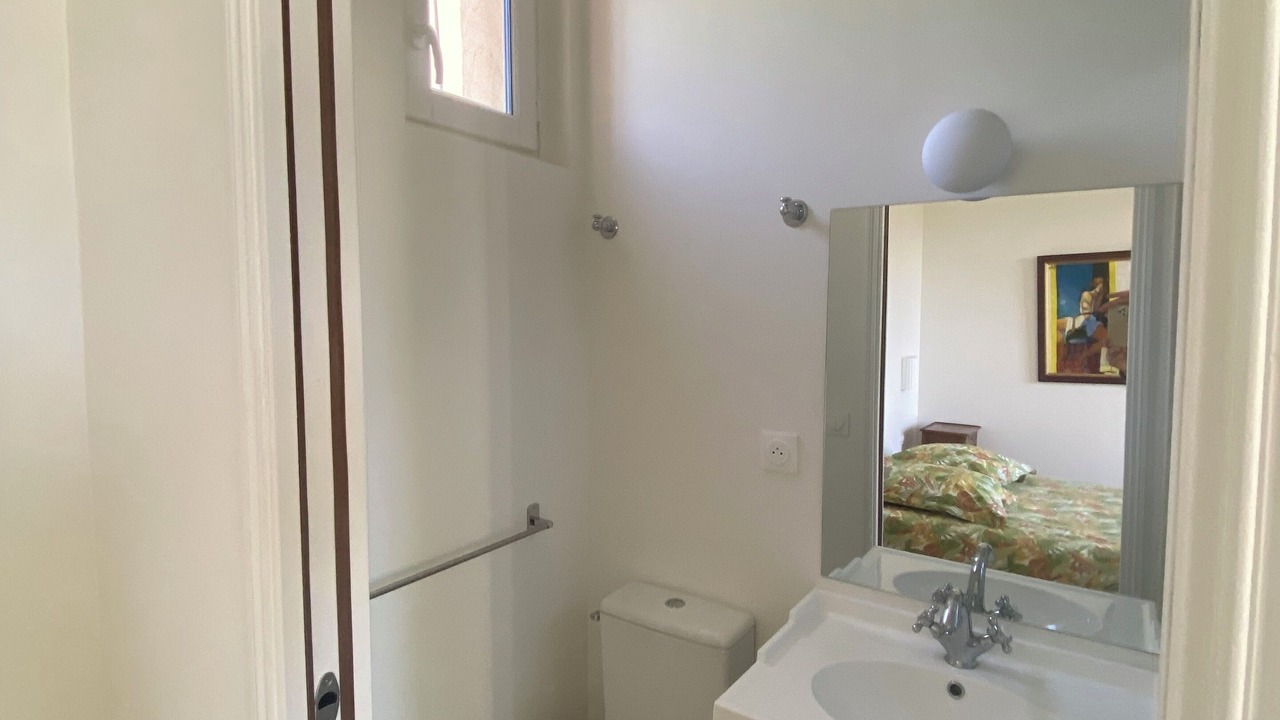 Photo of Bathroom in Enghien-les-Bains