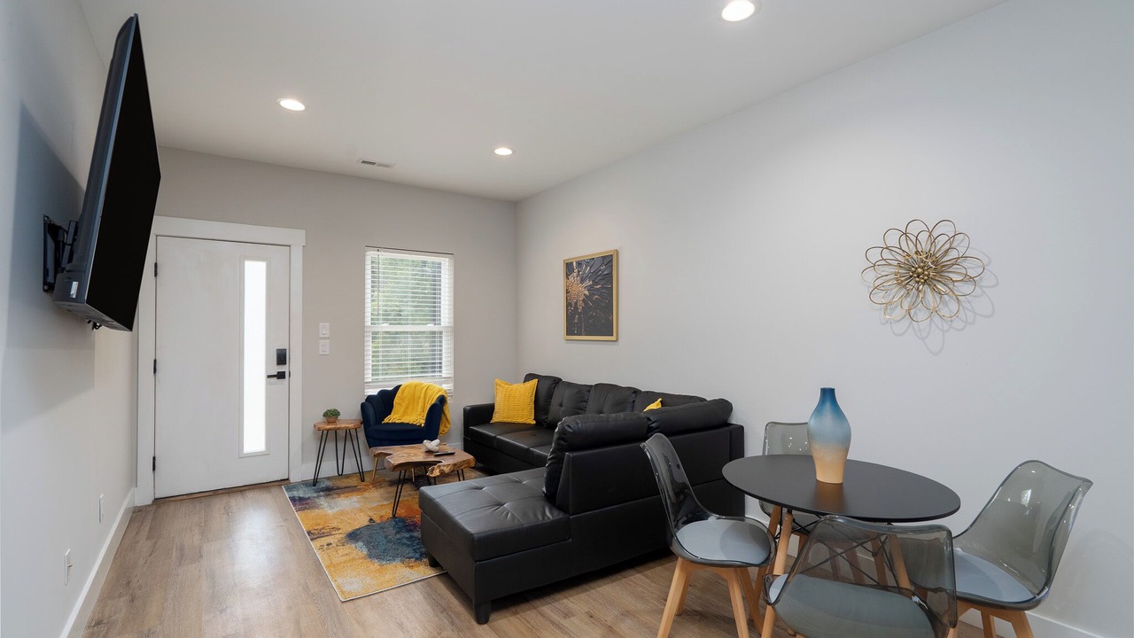 Photo of Livingroom in Concord