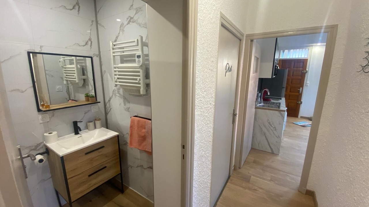 Photo of Bathroom in Elne