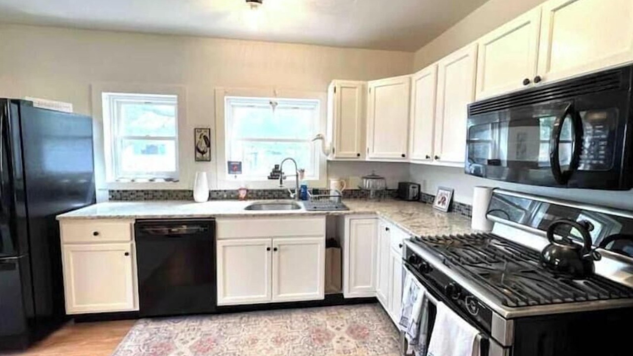 Photo of Kitchen in Bay View