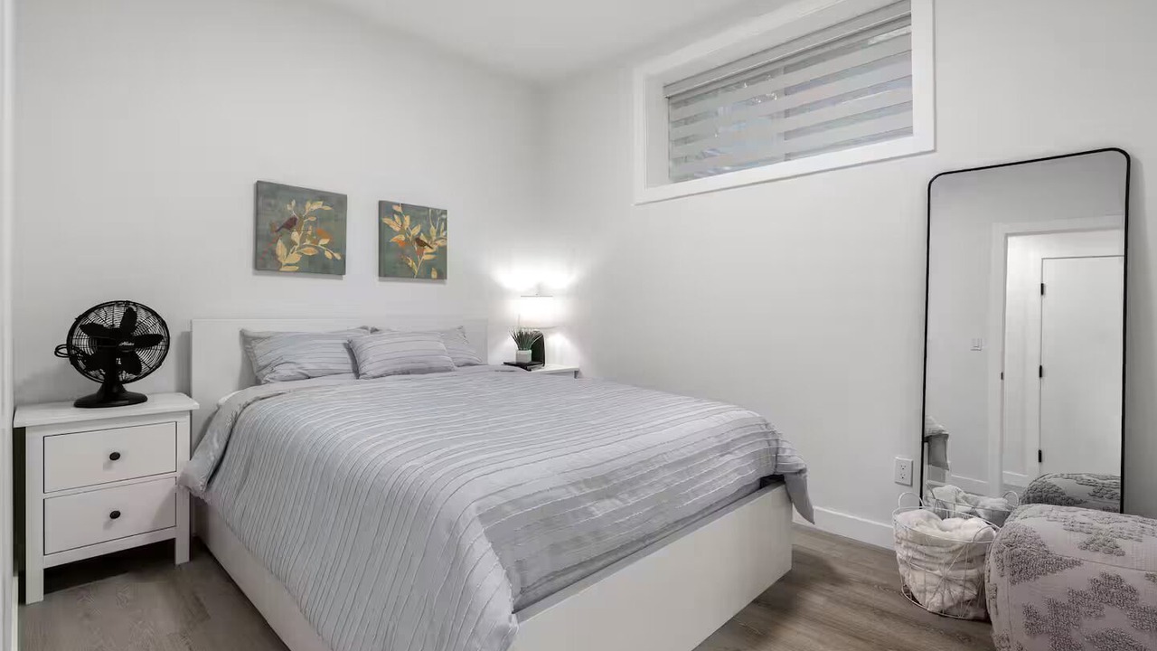Photo of Bedroom in Crescent Heights