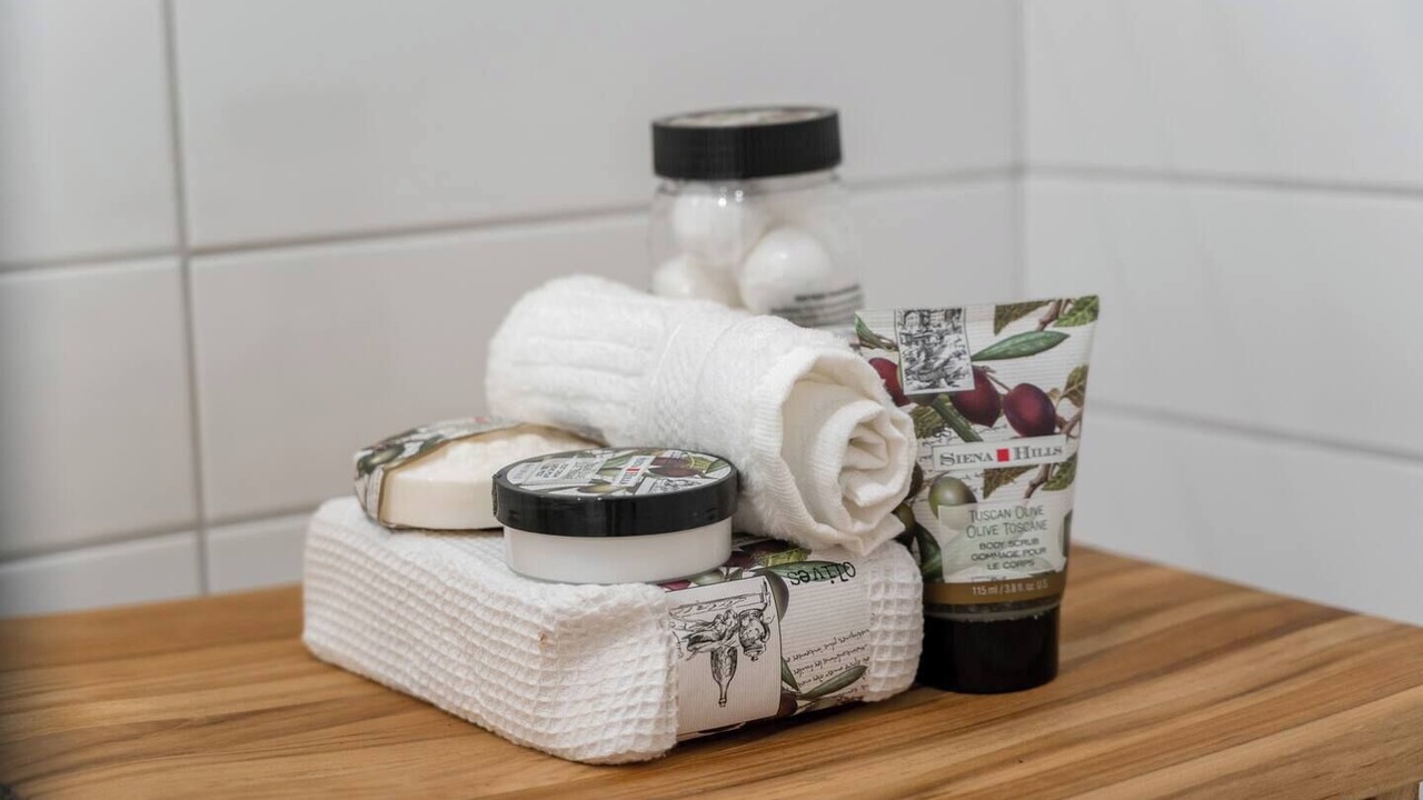 Photo of Bathroom in Crescent Heights