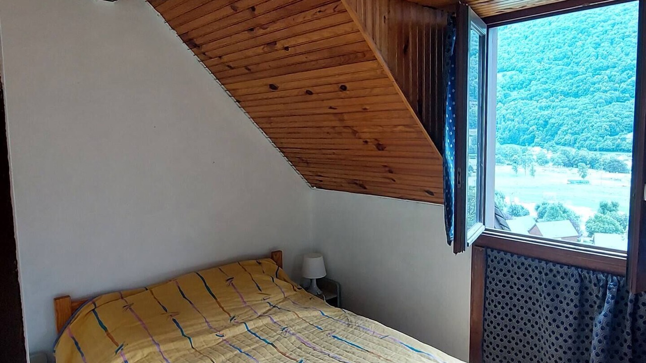 Photo of Bedroom in Esquieze-Sere