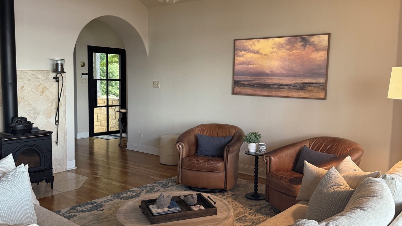 Photo of Livingroom in Sunrise Beach Village