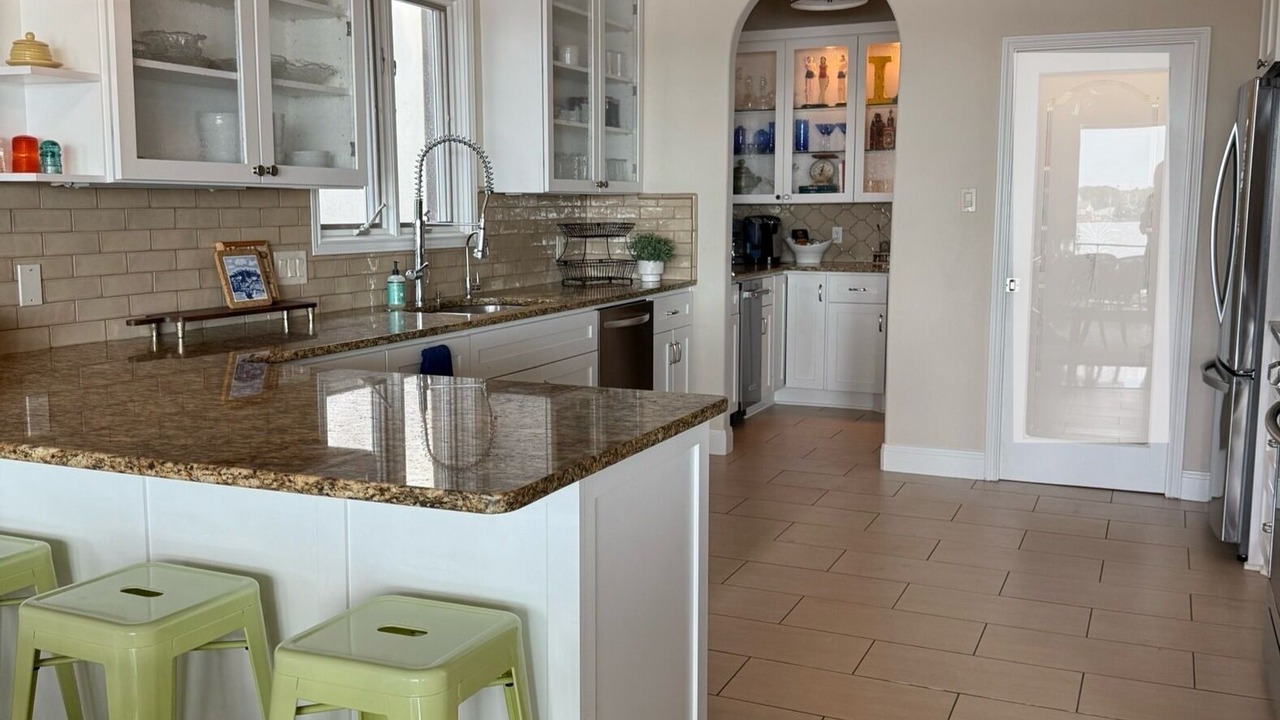 Photo of Kitchen in Sunrise Beach Village