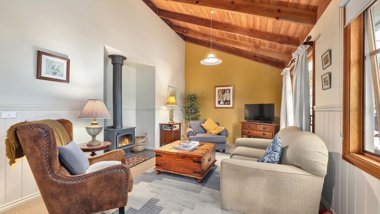 Photo of Livingroom in Jamieson