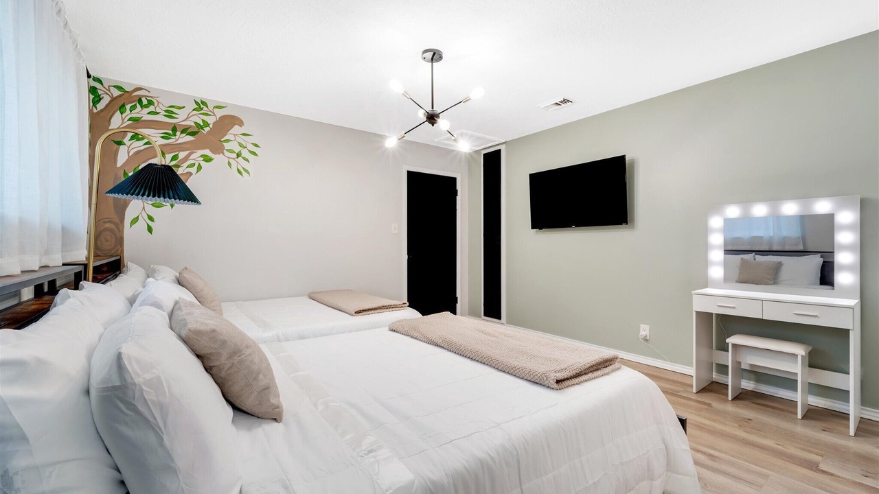 Photo of Bedroom in Pasadena