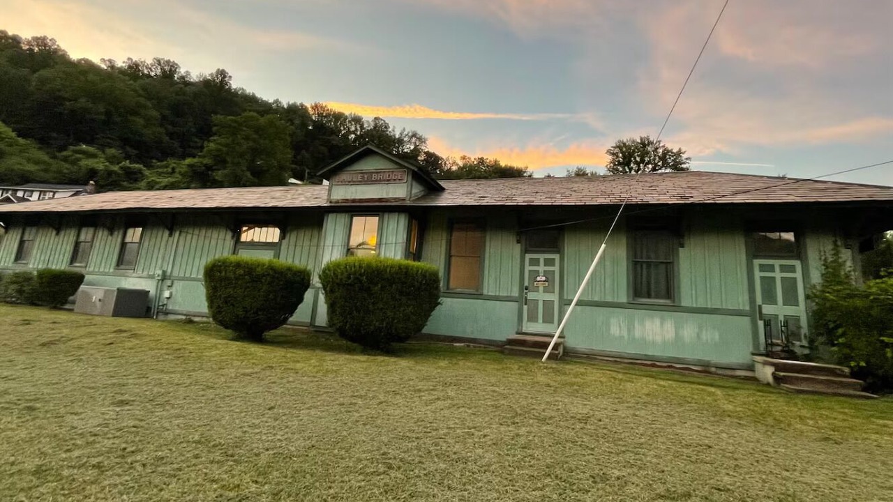 Photo of Outdoor in Charlton Heights