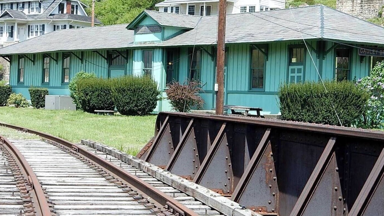 Photo of Others in Charlton Heights