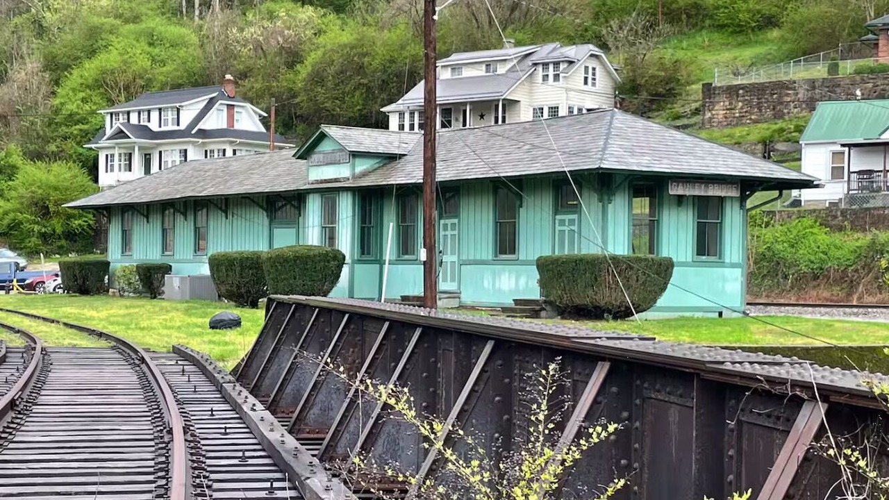 Photo of Outdoor in Charlton Heights