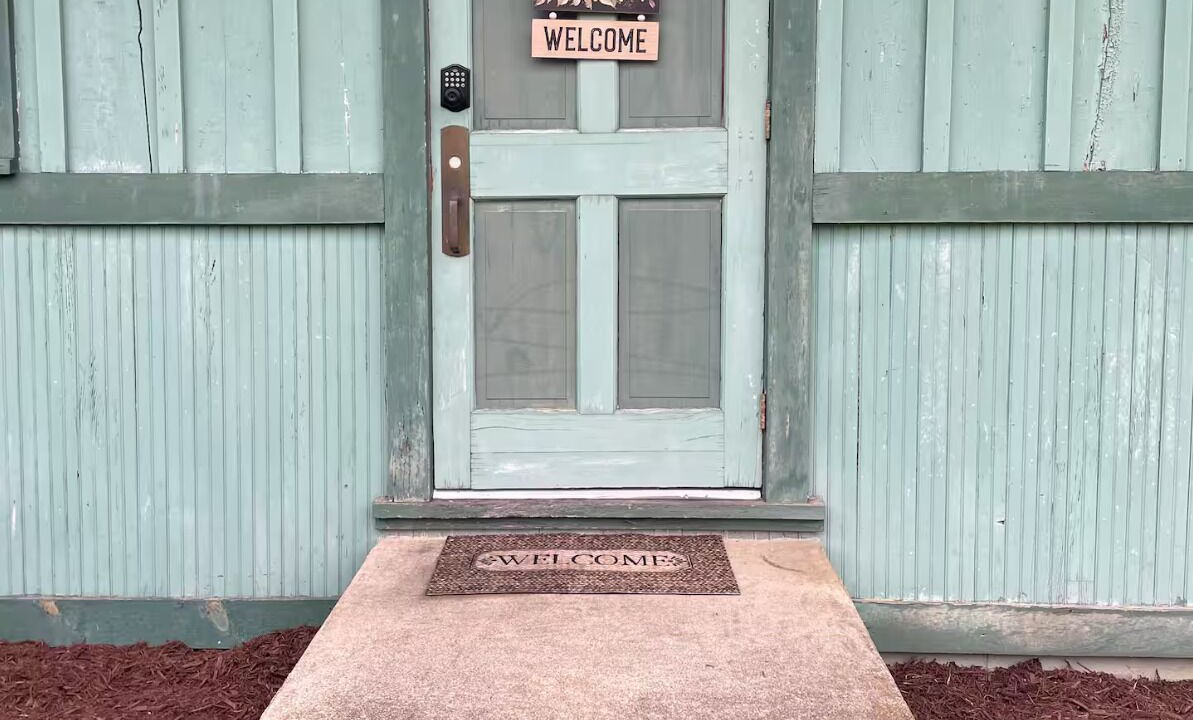Photo of Outdoor in Charlton Heights