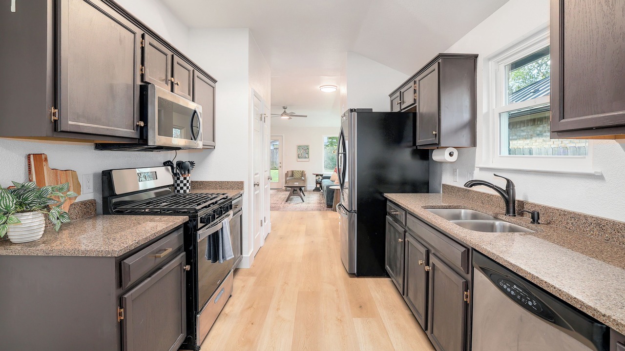 Photo of Kitchen in Bratton Park