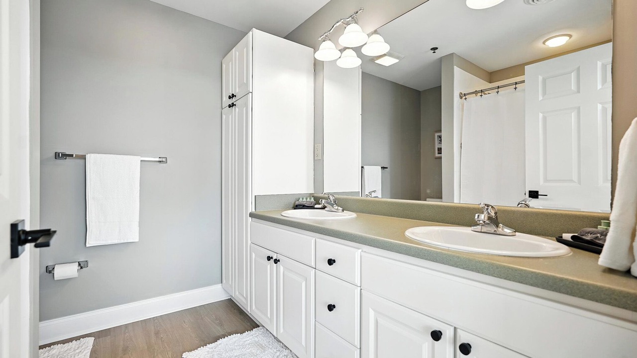 Photo of Bathroom in Bluff City