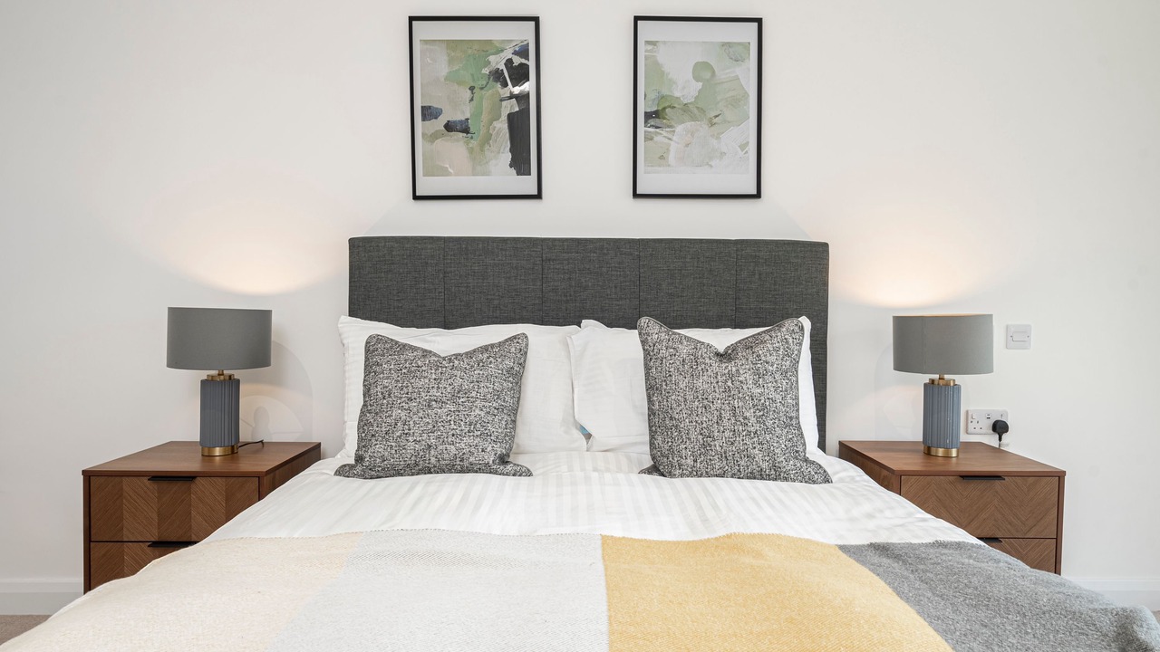 Photo of Bedroom in Godalming