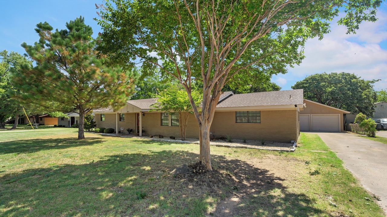 Photo of Outdoor in Argyle