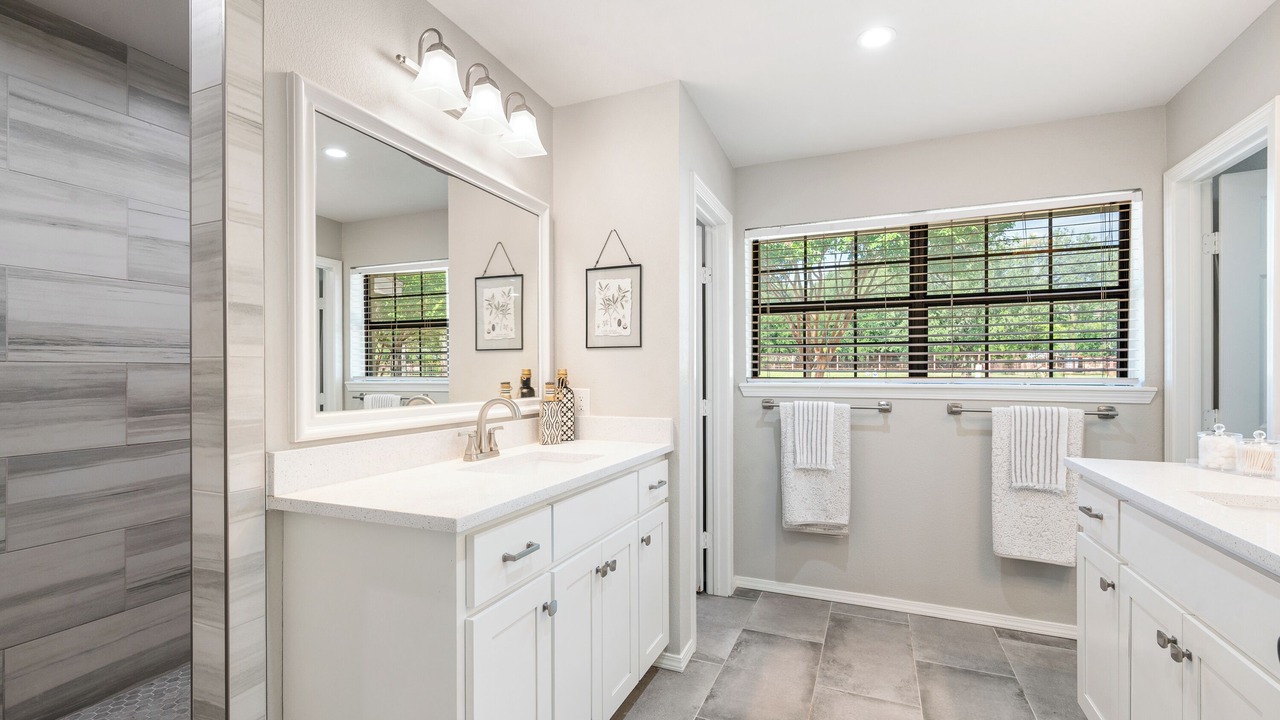 Photo of Bathroom in Argyle