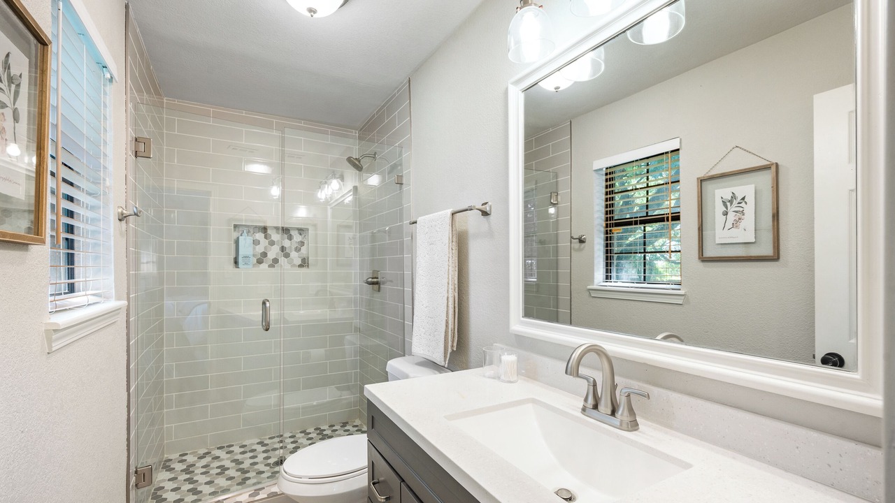Photo of Bathroom in Argyle