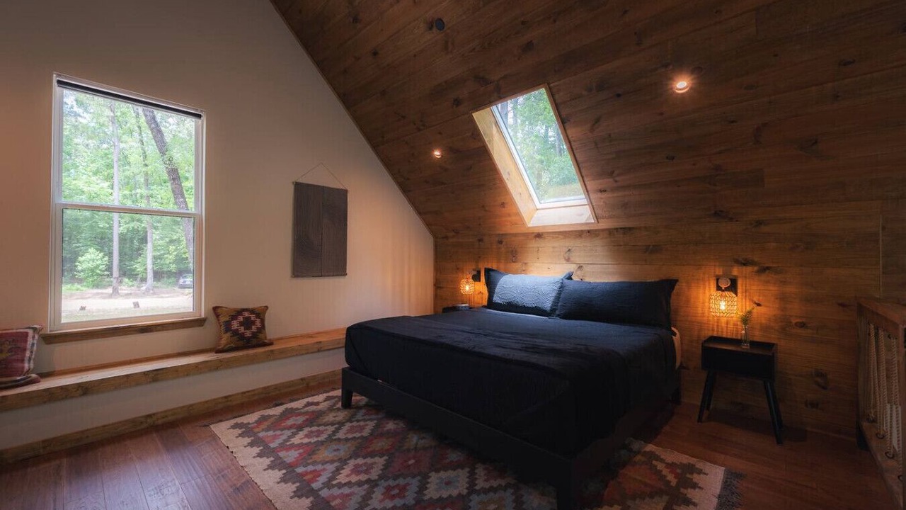 Photo of Bedroom in Conroe