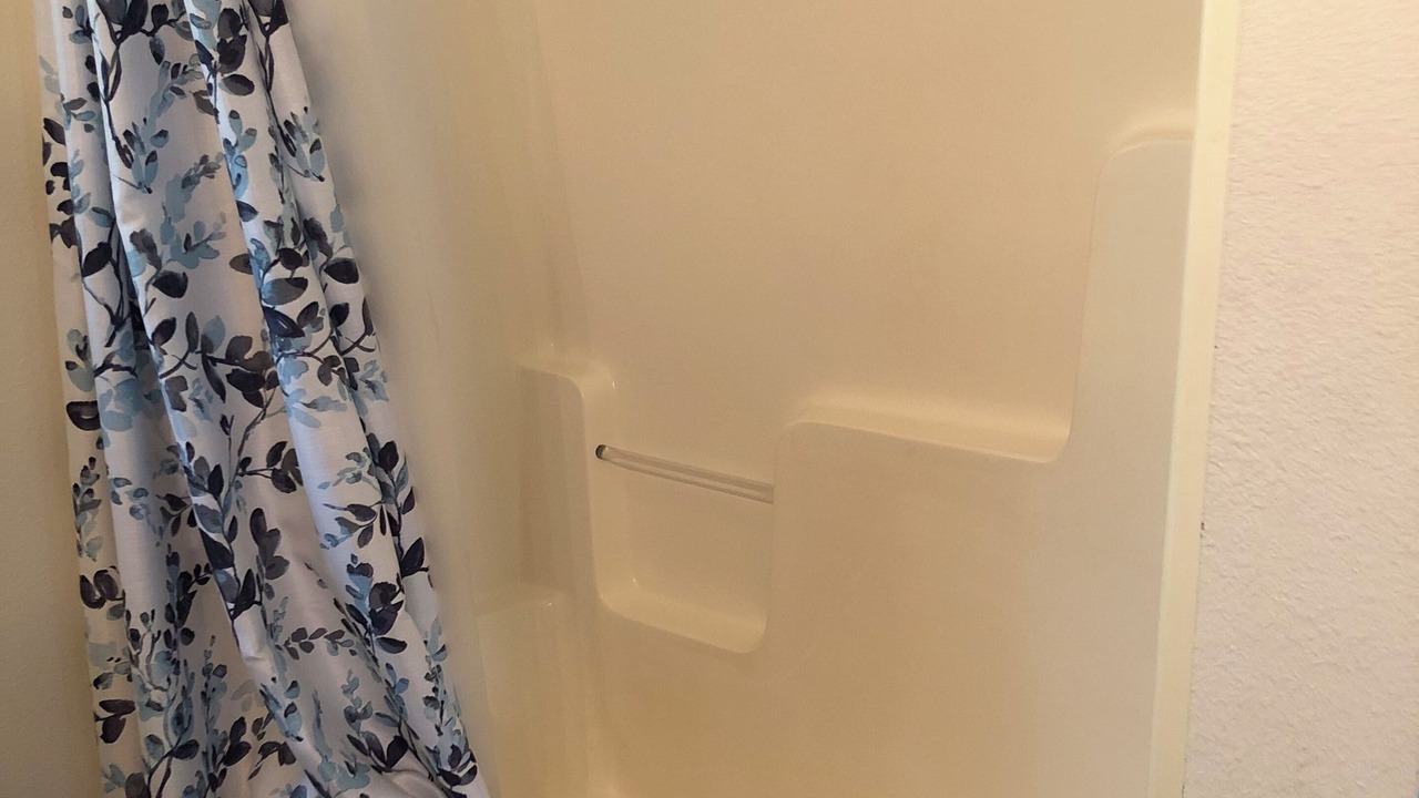 Photo of Bathroom in Cormorant
