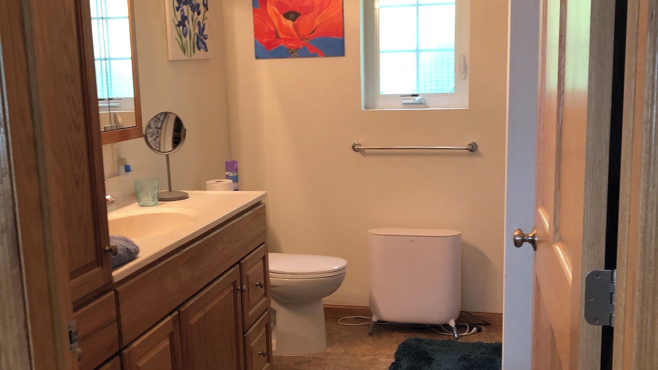 Photo of Bathroom in Cormorant