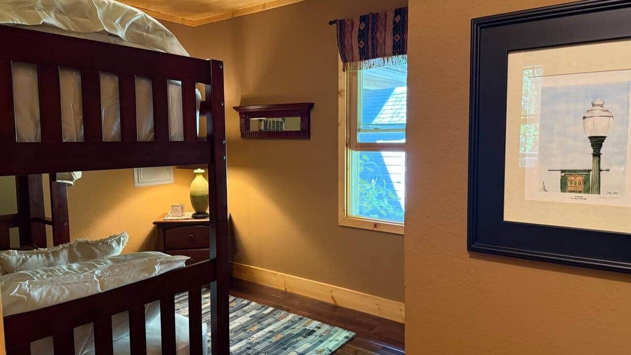 Photo of Bedroom in Cullowhee