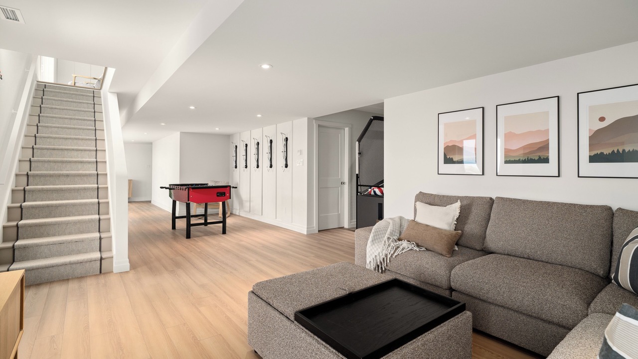 Photo of Livingroom in Petite-Riviere-Saint-Francois