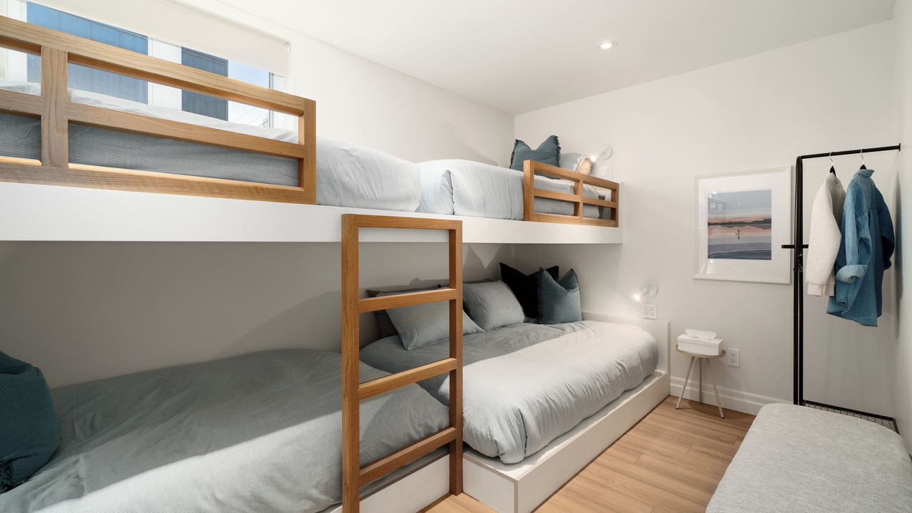 Photo of Bedroom in Petite-Riviere-Saint-Francois