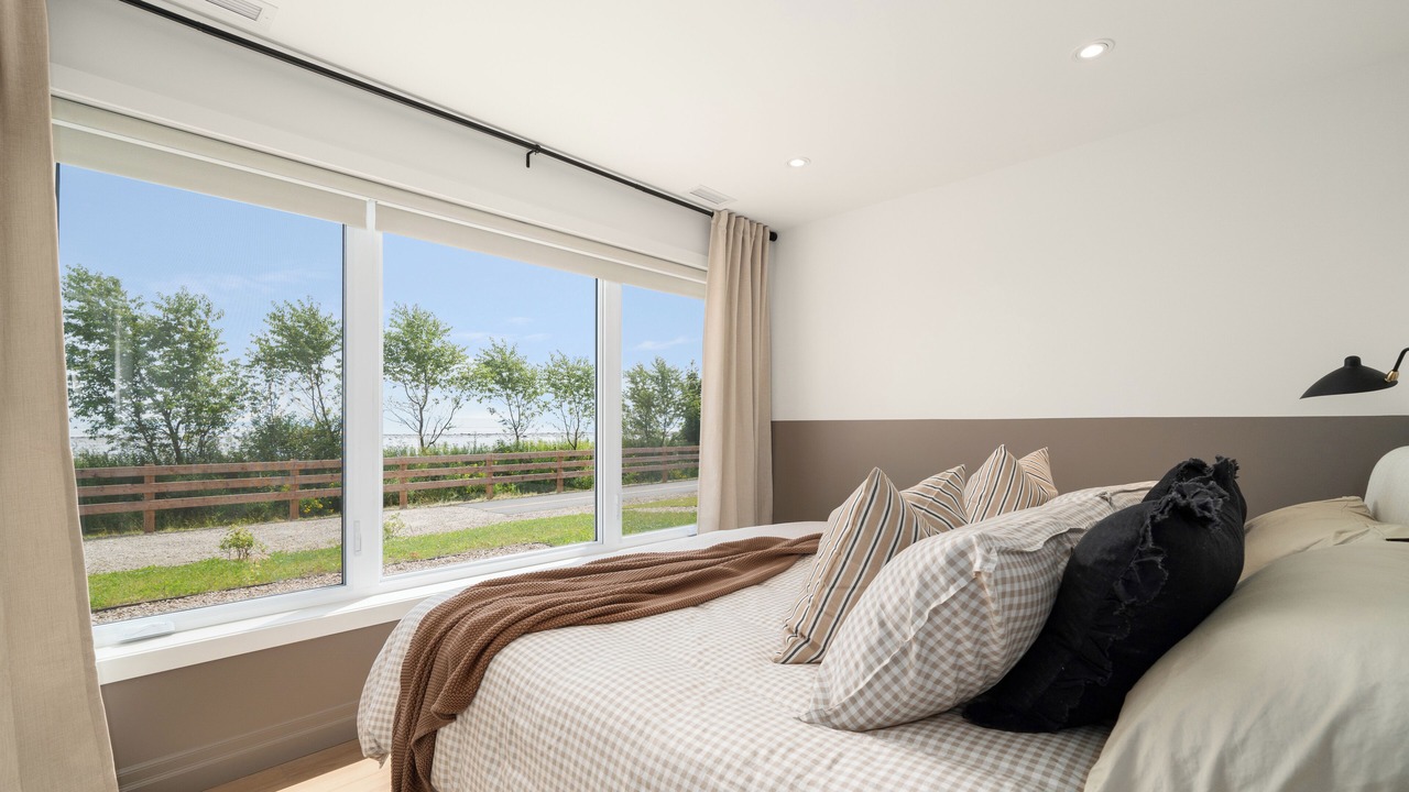 Photo of Bedroom in Petite-Riviere-Saint-Francois