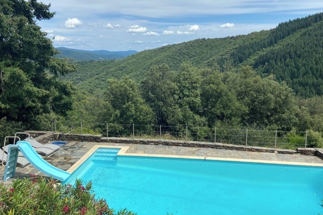 Photo of Outdoor in Saint-Hilaire-de-Lavit