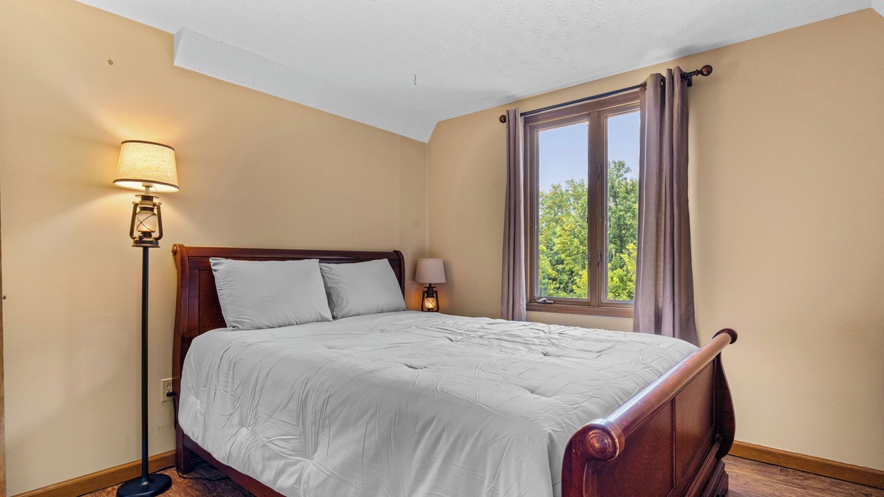 Photo of Bedroom in Newport