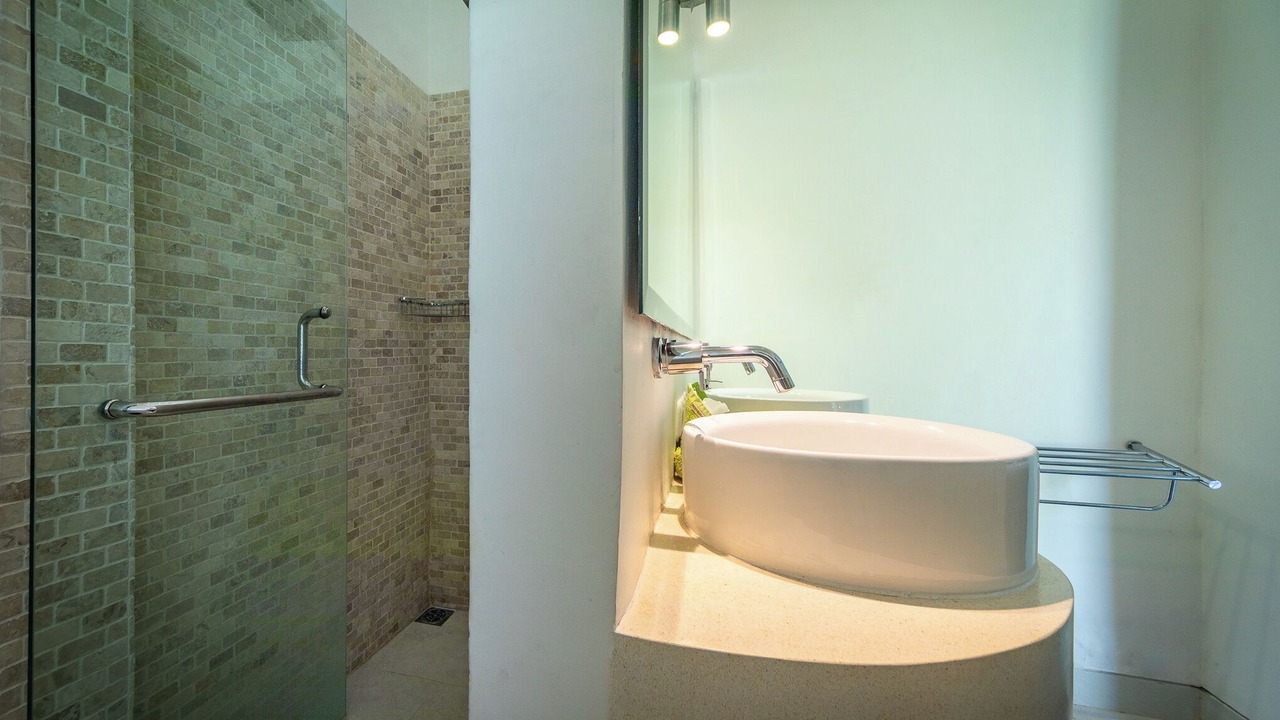 Photo of Bathroom in Dencarik