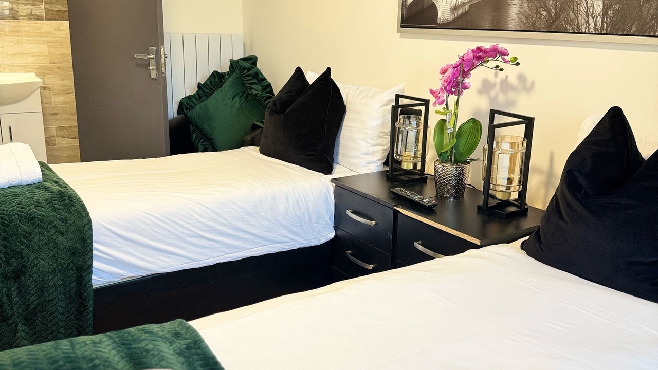 Photo of Others in Lower Edmonton