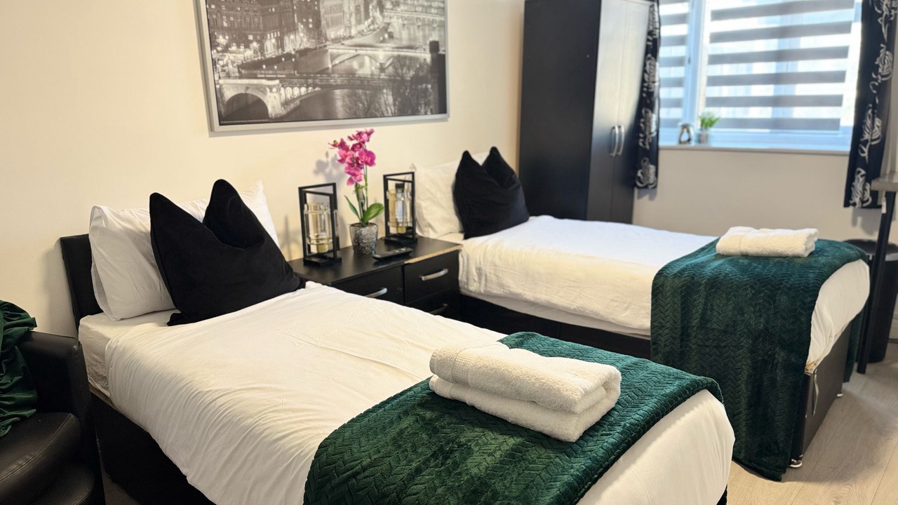 Photo of Others in Lower Edmonton