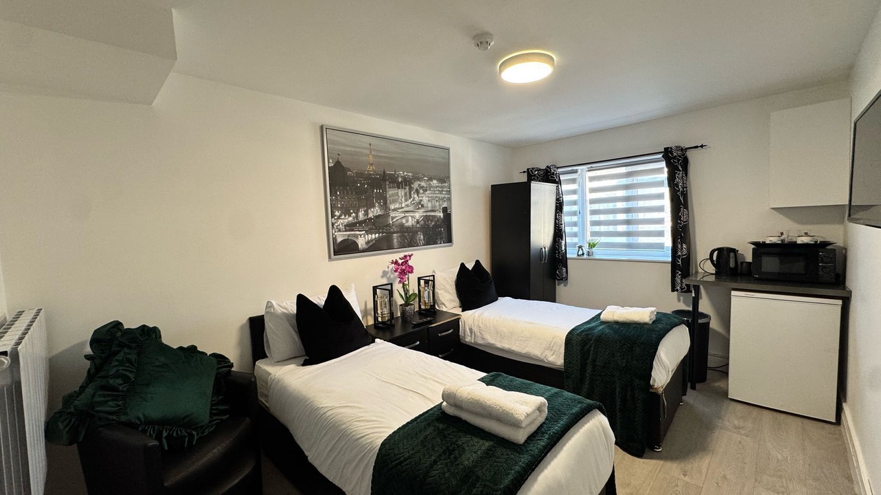 Photo of Others in Lower Edmonton