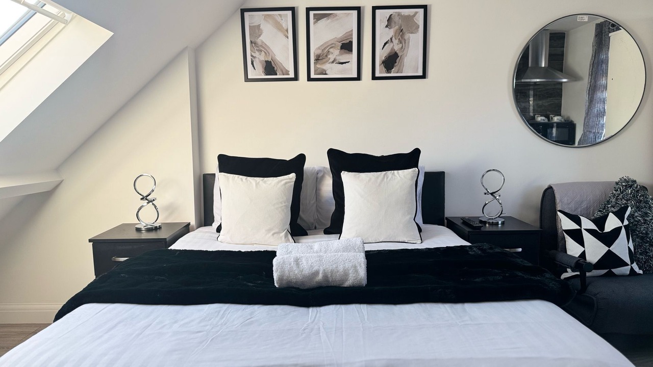 Photo of Others in Lower Edmonton