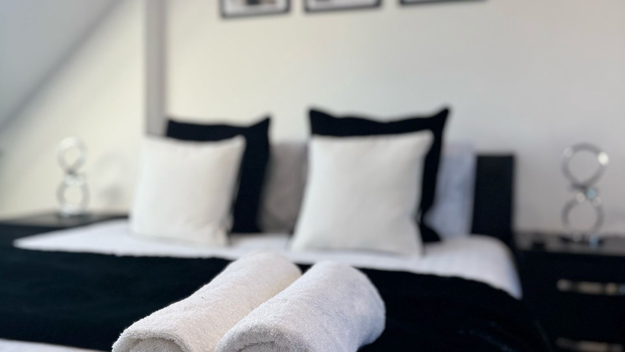 Photo of Others in Lower Edmonton