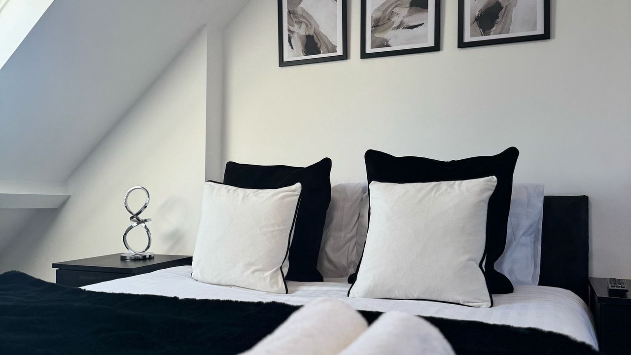 Photo of Others in Lower Edmonton