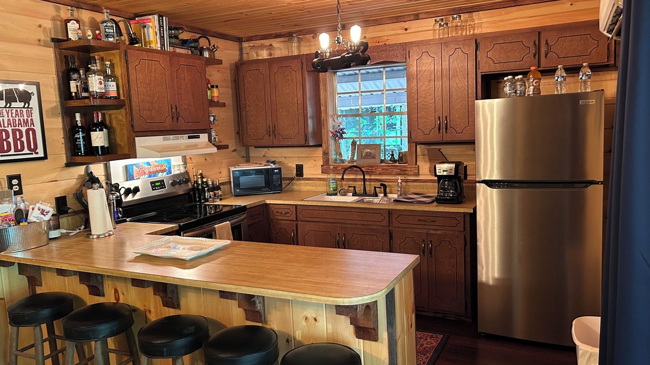 Photo of Kitchen in Cherry Log