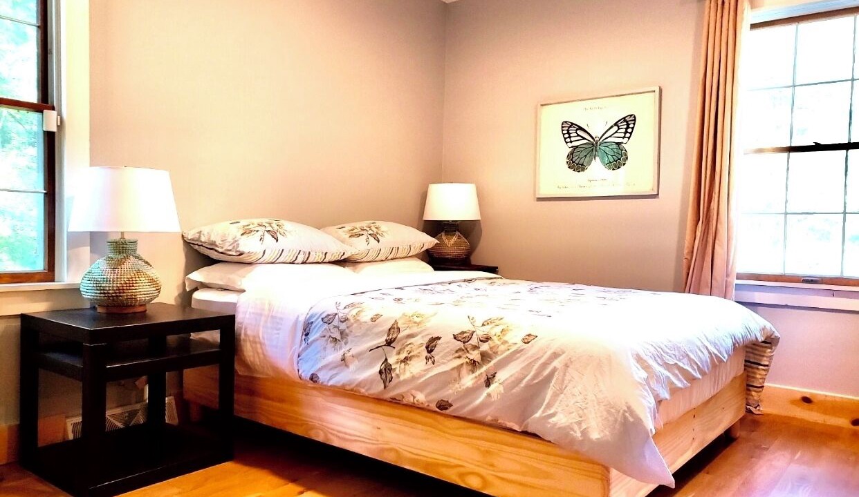 Photo of Bedroom in South Kansas City