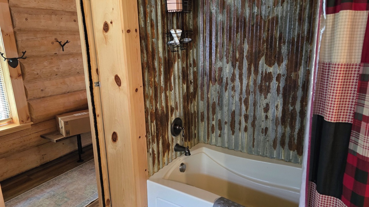 Photo of Bathroom in White Cloud