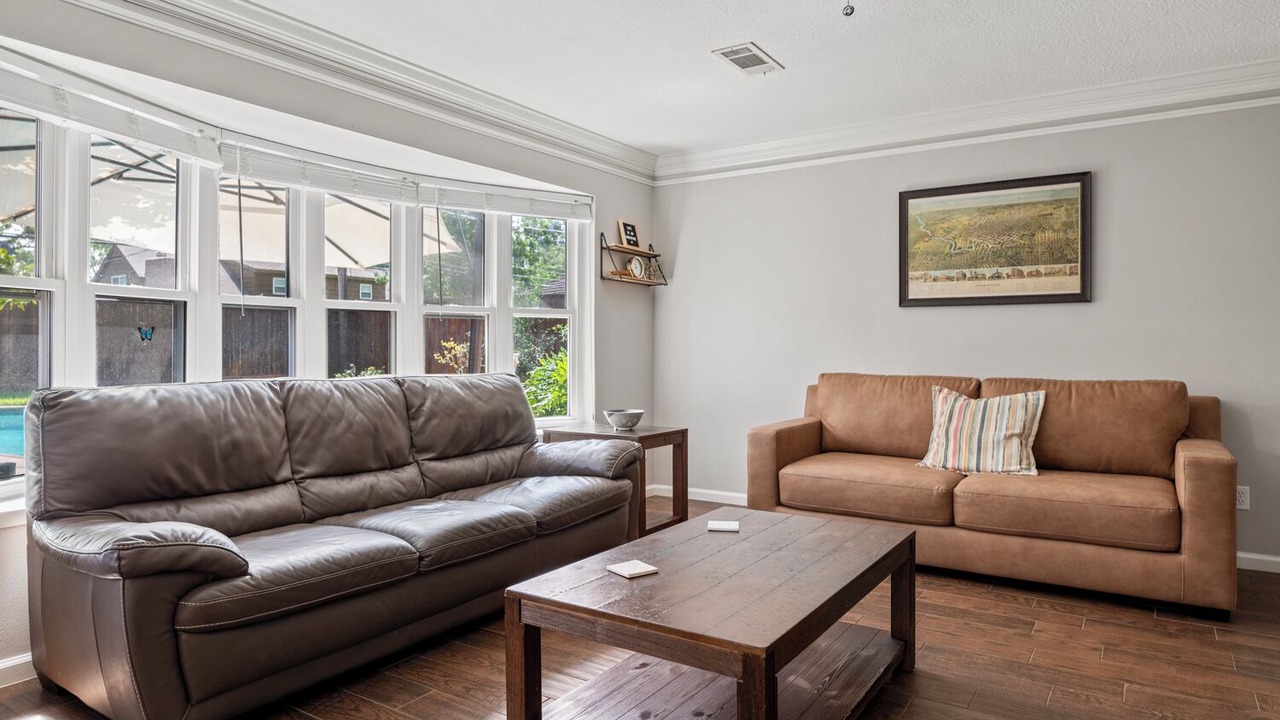 Photo of Livingroom in Westbury