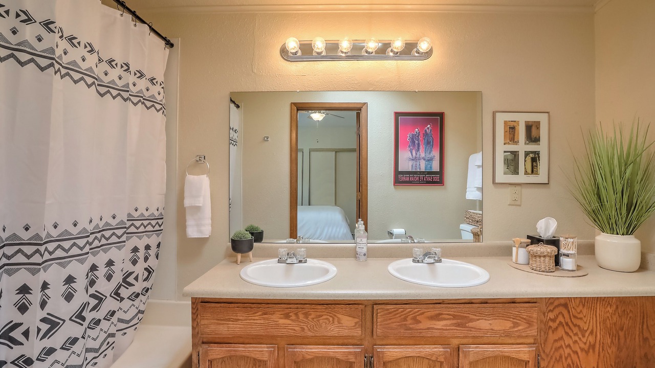 Photo of Bathroom in Northeast Heights