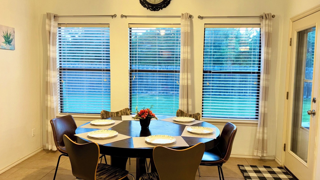 Photo of Livingroom in Edmond