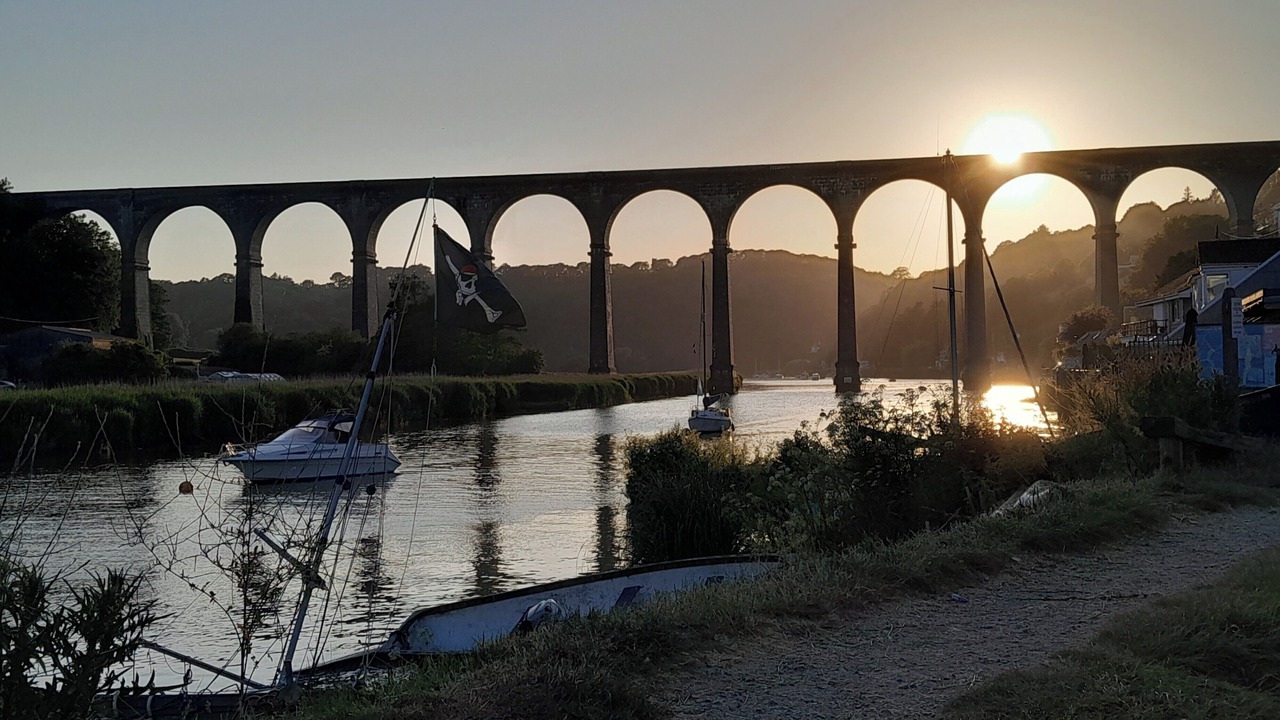 Photo of Others in Calstock