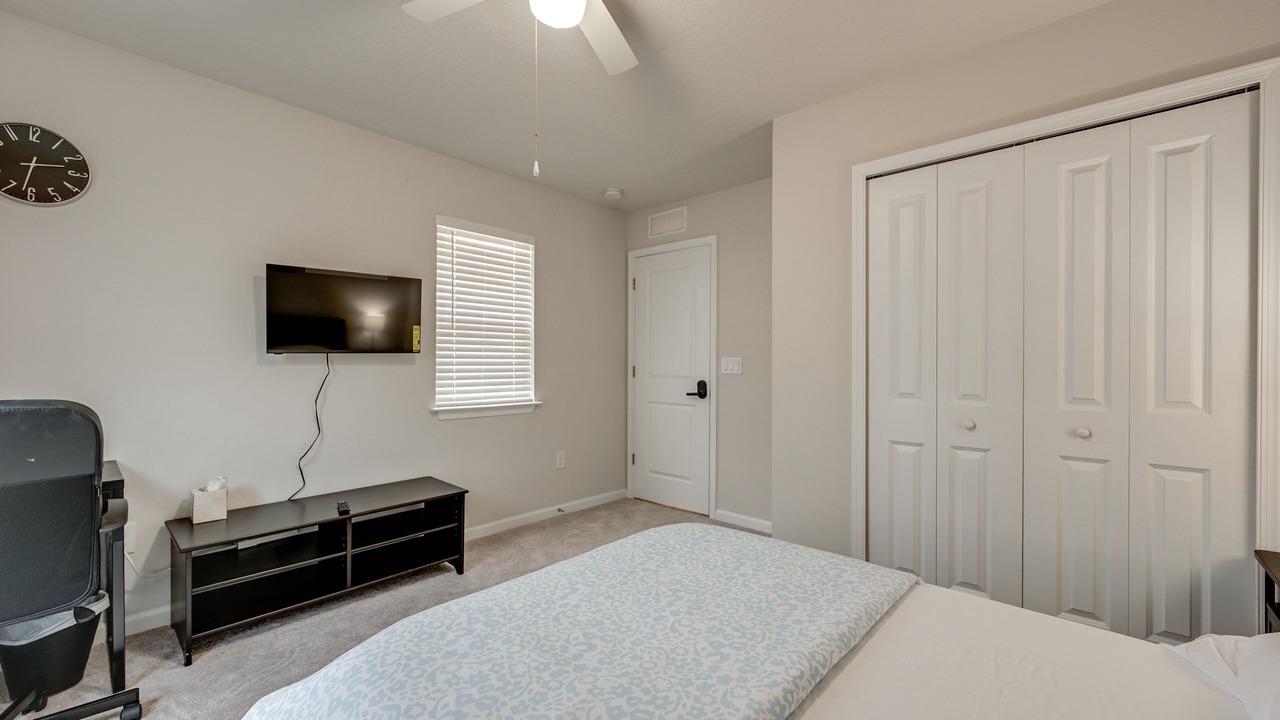 Photo of Bedroom in Seffner Community Alliance