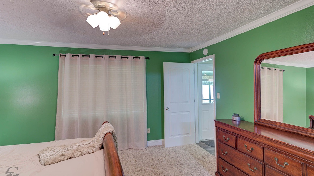 Photo of Bedroom in Oil City
