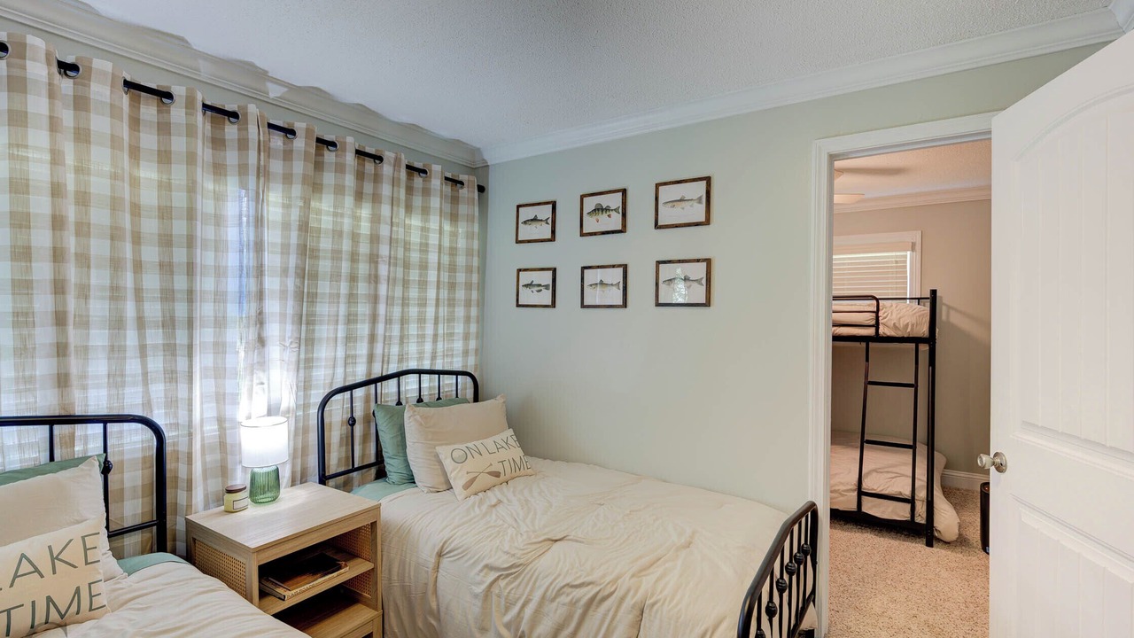 Photo of Bedroom in Oil City
